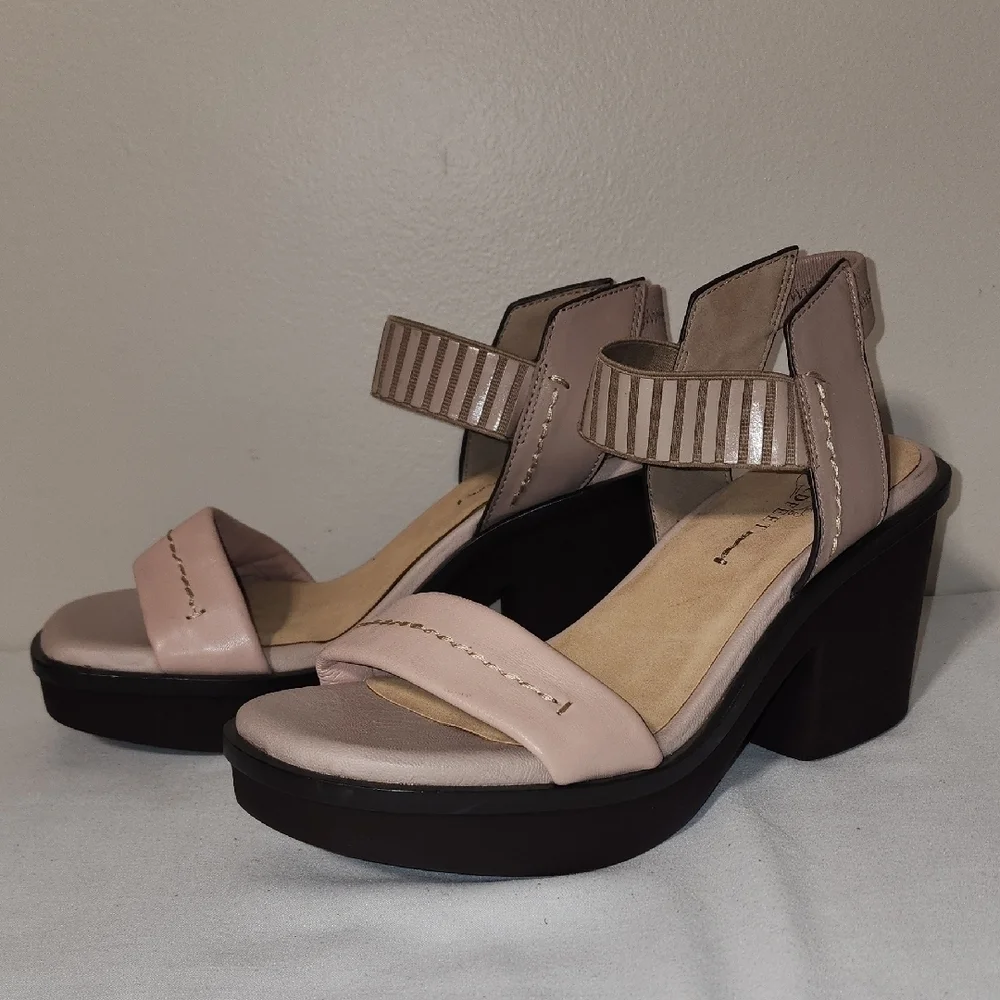 Basalt Platform Sandals